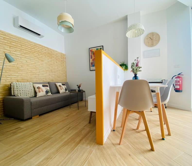 Bajo B - Design & Comfort In Ruzafa Soho บาเลนเซีย ภายนอก รูปภาพ