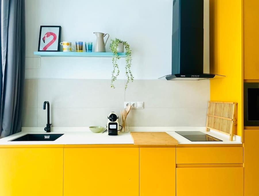 Bajo B - Design & Comfort In Ruzafa Soho บาเลนเซีย ภายนอก รูปภาพ