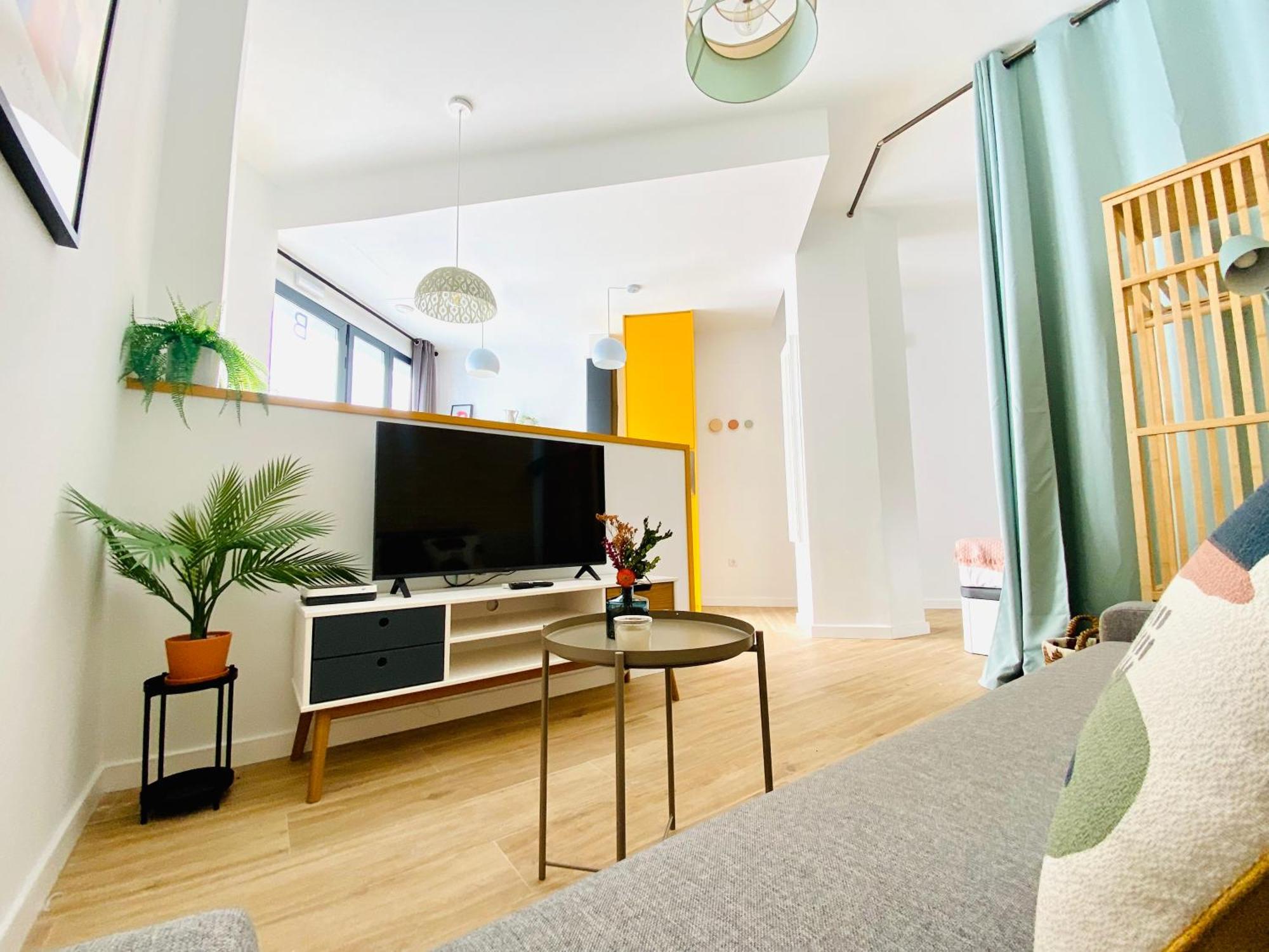 Bajo B - Design & Comfort In Ruzafa Soho บาเลนเซีย ภายนอก รูปภาพ