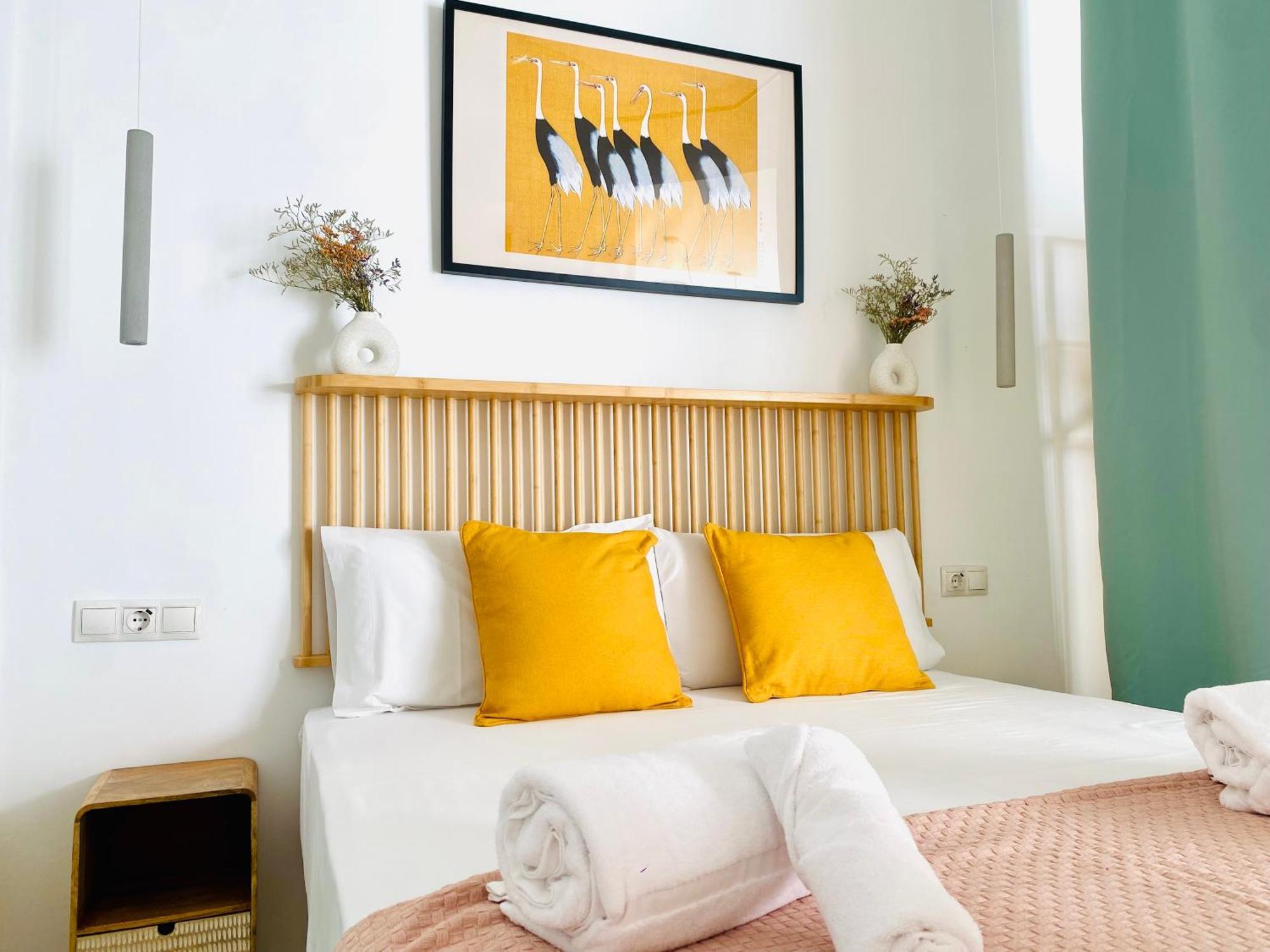 Bajo B - Design & Comfort In Ruzafa Soho บาเลนเซีย ภายนอก รูปภาพ
